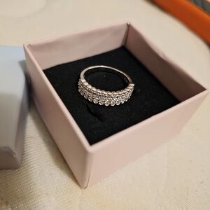 Elegant Silver Women's Ring